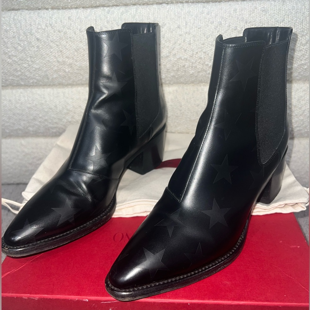 Valentino Garavani Star Print Black Beatle Chelsea Ankle Boots Size 39